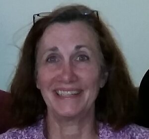 Elaine Okal